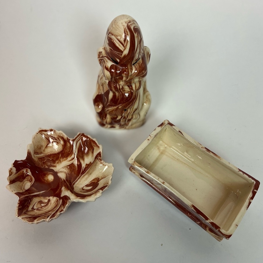 Vtg. Alaskan Native American Pottery Marbled Clay 3 piece set signed by Carol
